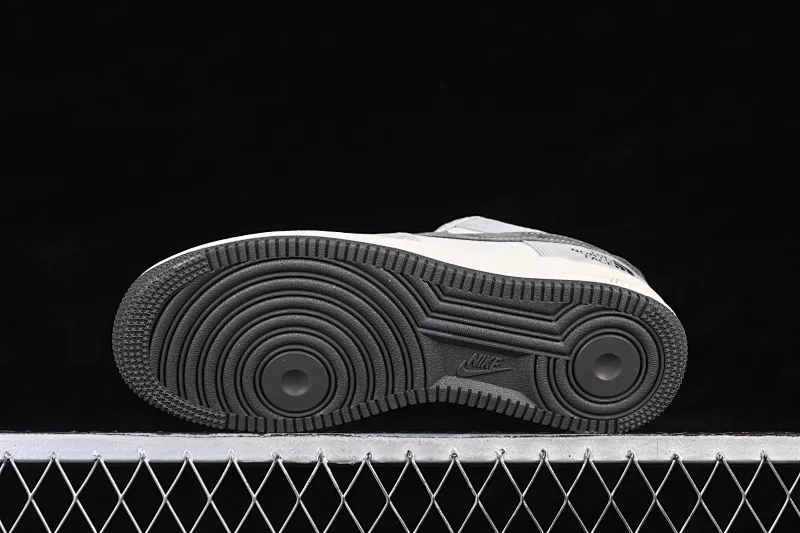 All categories Nk Air Force 1 Air Force series Nk Air Force 1 Low Air Force low-top Nike Air Force 1'07 Low North Face co-branded functional and cool Air Force 1 low-top casual sneakers KL1688-005